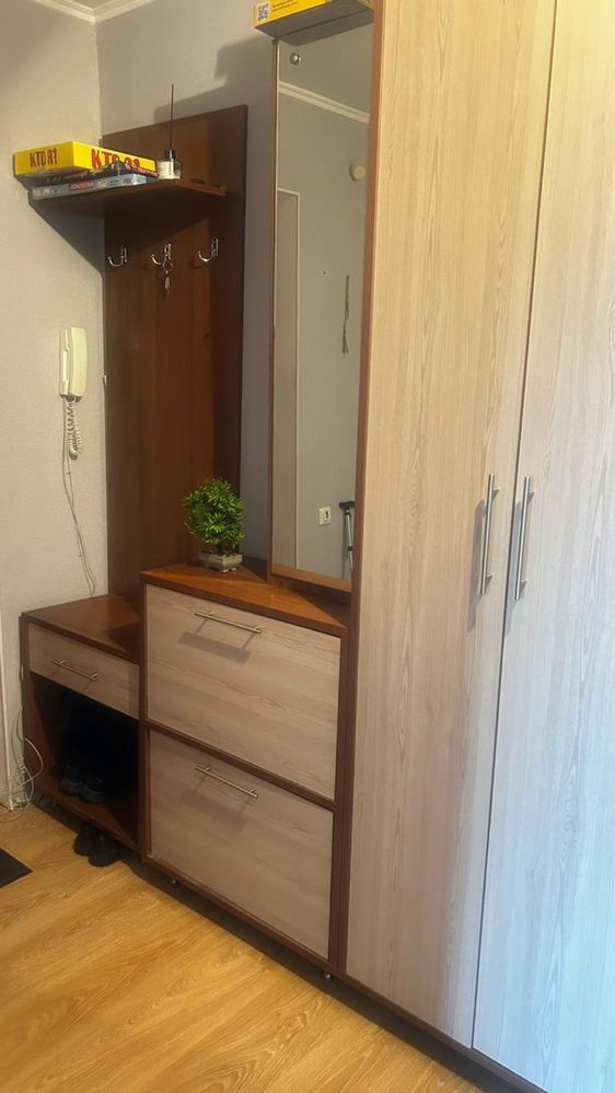 Продается прихожая