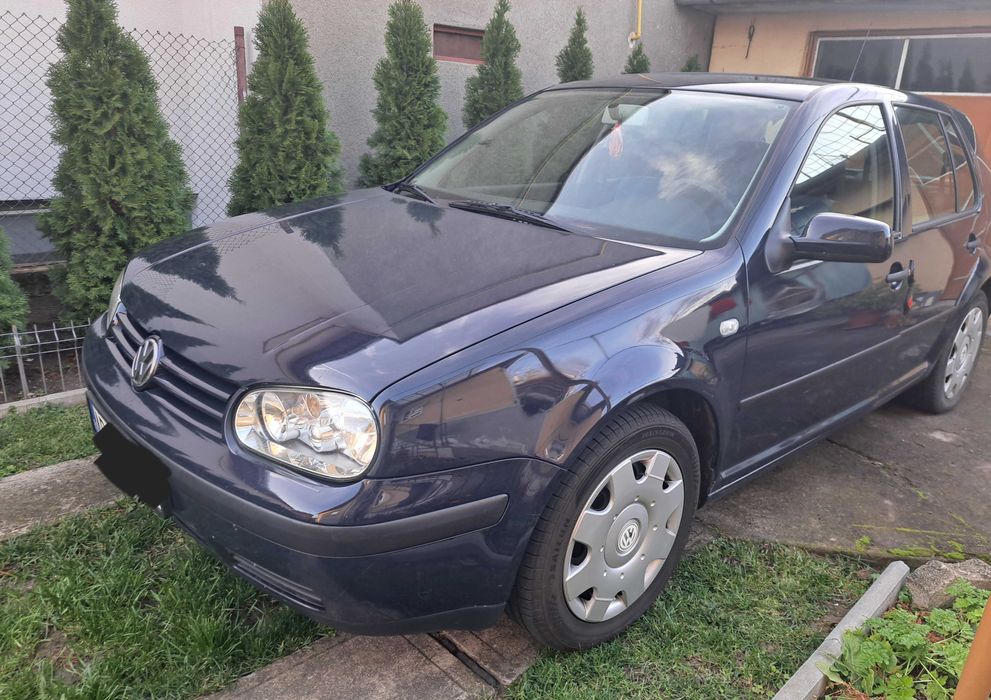 Masina volkswagen golf 4