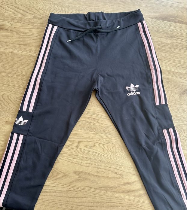 Спортен комплект Adidas