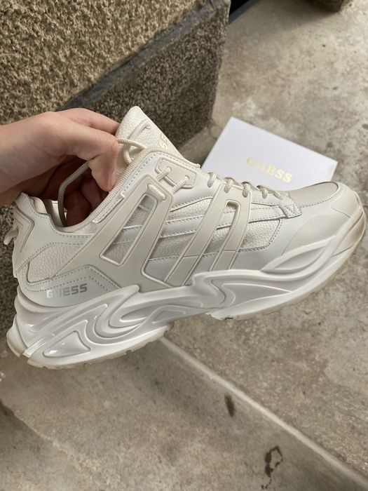 Обувки Guess 46 номер