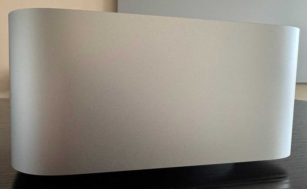 Apple M1 Studio Max 10-core CPU, 24-core GPU, 32GB RAM, 512GB SSD