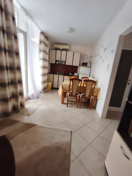 Продава се Тристаен апартамент в к.к. Слънчев бряг - 82 кв.м за 885 €/кв.м - Снимка #3