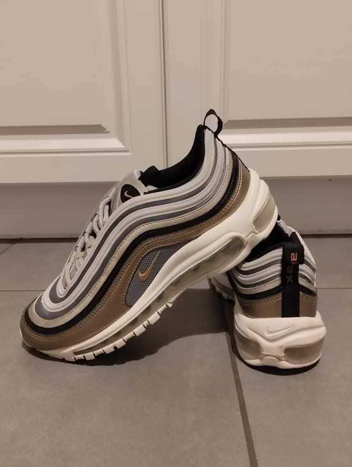 Nike Air Max 97 N38 и 38.5. Цена за чифт 135 лв!