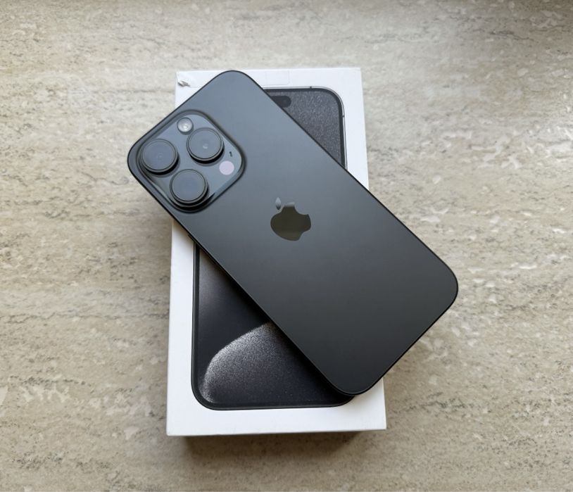 Iphone 15 Pro 128 GB Full Box