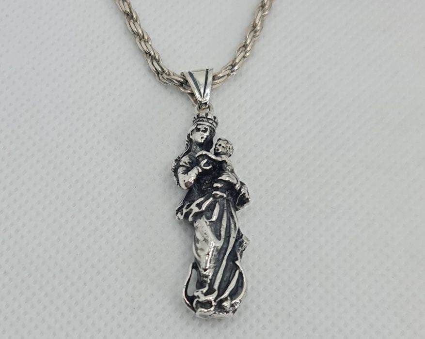 Pandant din argint masiv unicat Fecioara Maria cu Iisus