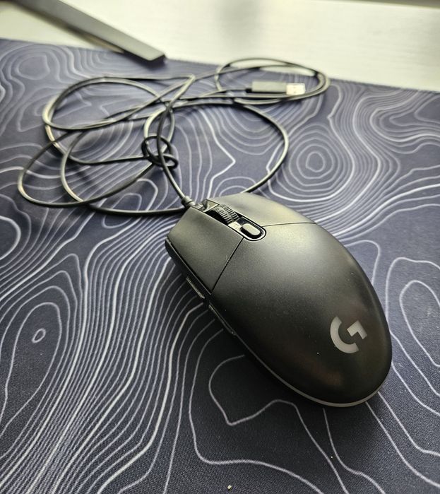 Игровая мышь Logitech G102 lightsync