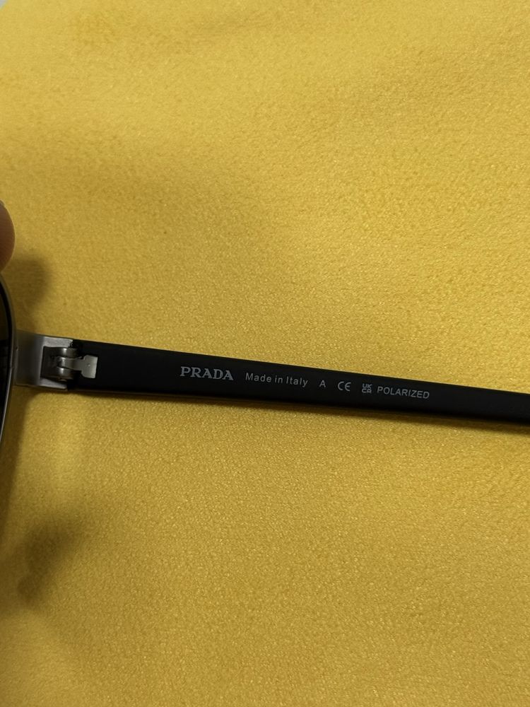 Солнцезащитные очки от PRADA (polarized)