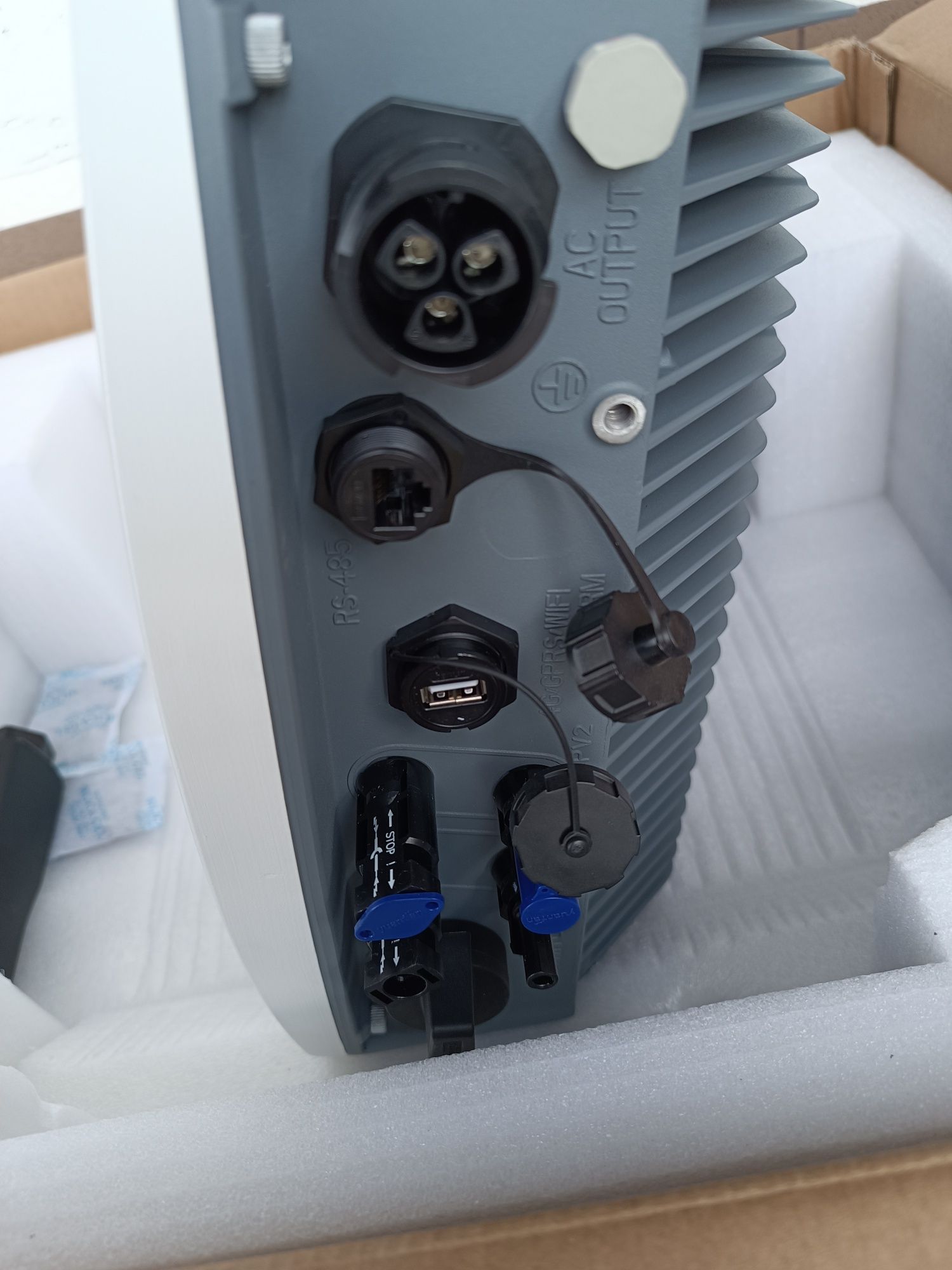 Инвертори  за фотоволтаици SAJ R5-5K-S2-15