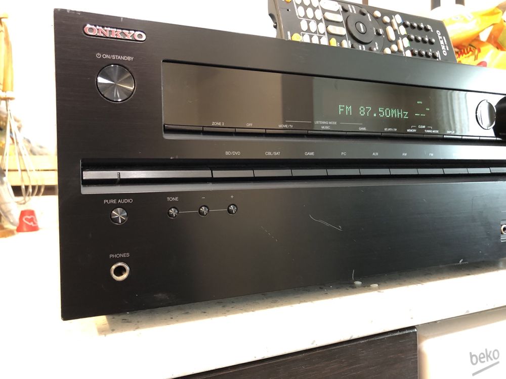 Onkyo TX-NR525 resiver