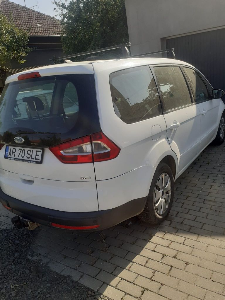 Vând Ford Galaxy 2007