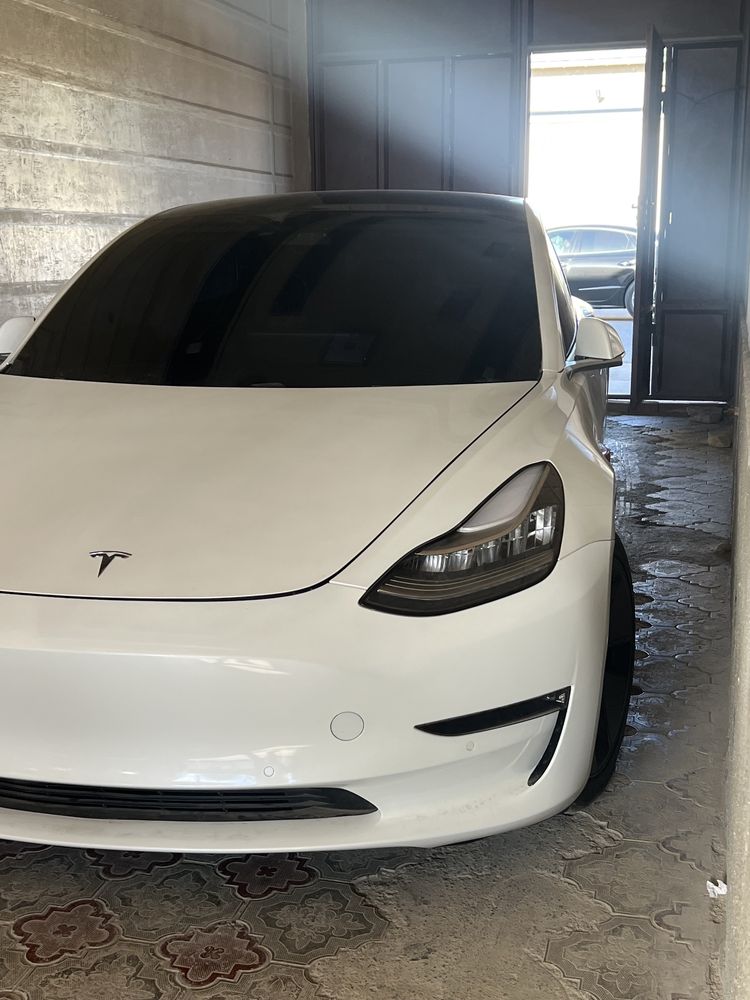 Tesla model 3 long range dual motor 500 km