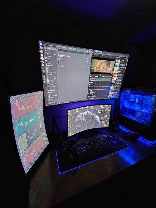 Monitor gaming curbat Samsung Odyssey 32" G75T QHD 240Hz