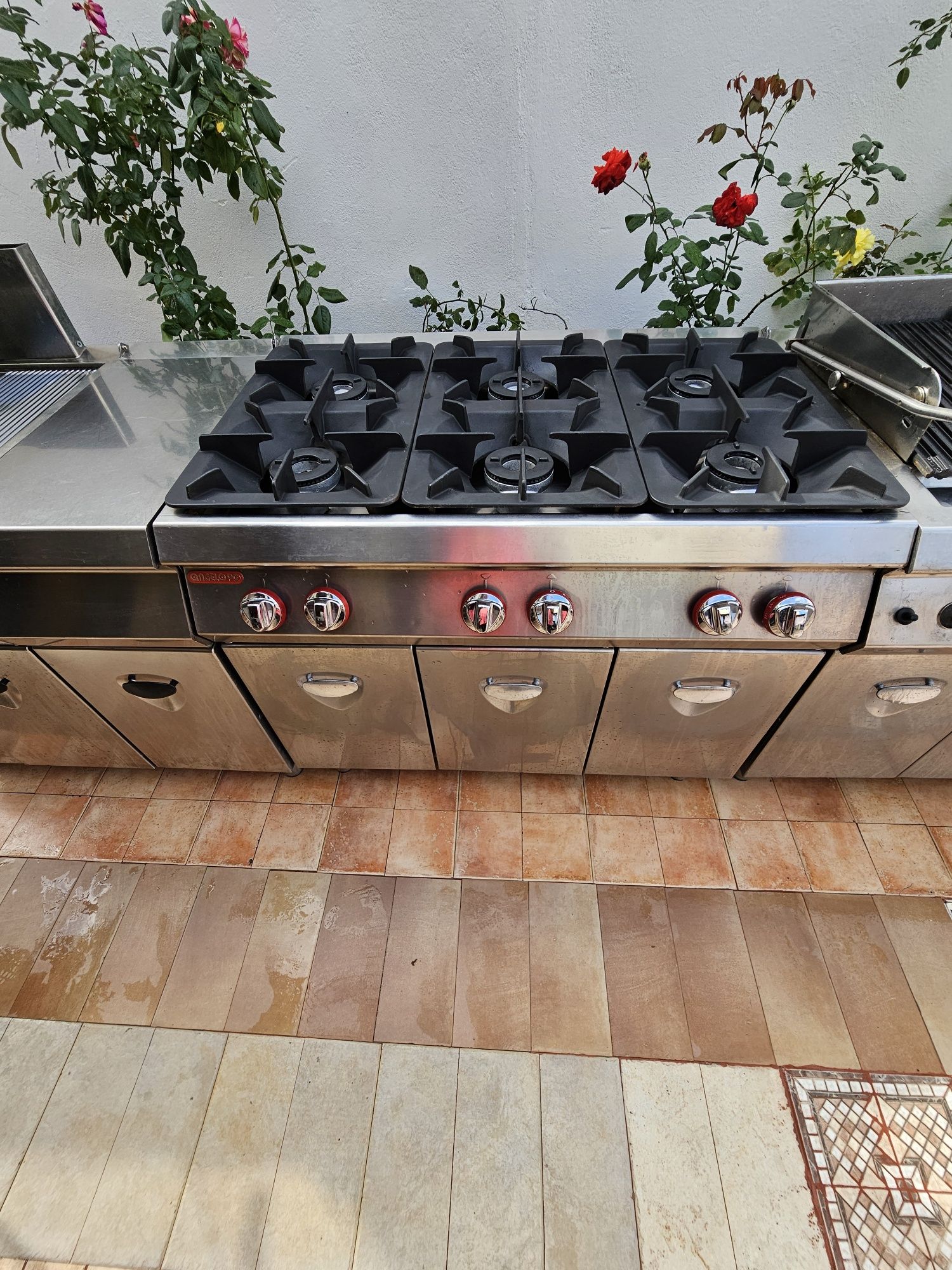 Linie Angelo po  Aragaz ,friteuza,grill