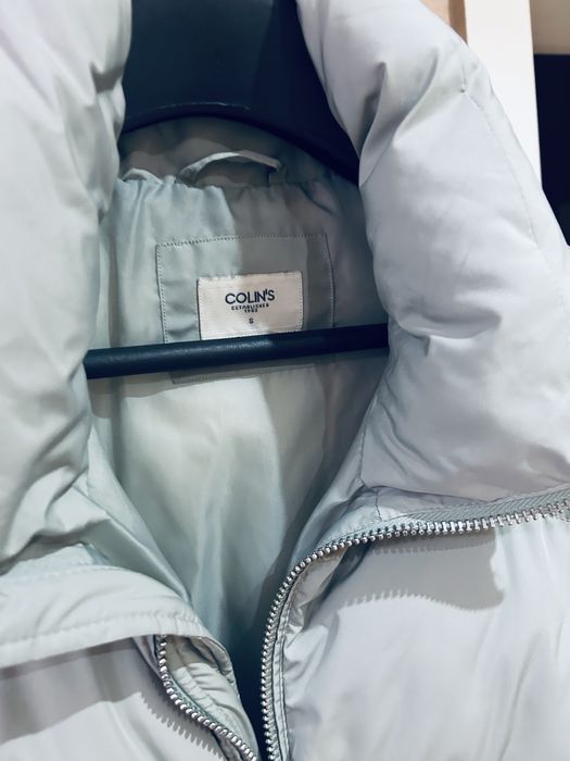 Продаю женскую куртку размер S,цвета ментол