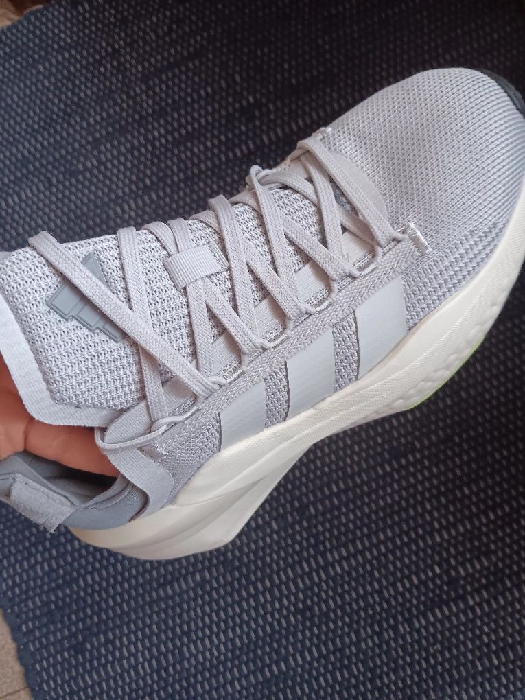 Чисто нови! Маратонки adidas 38 2/3