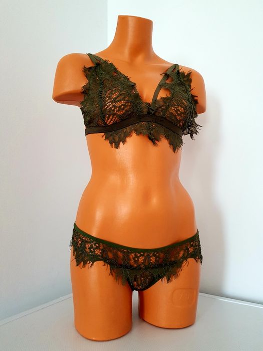 Seturi lenjerie intima sexy dama