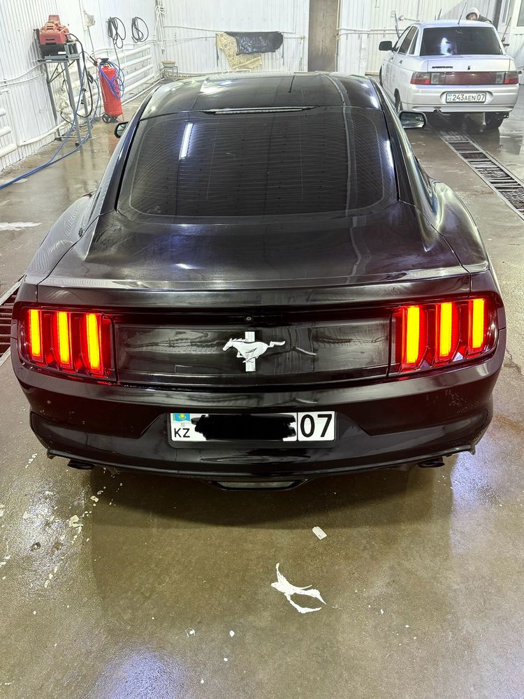 Ford Mustang 2017 3,7 AT V6