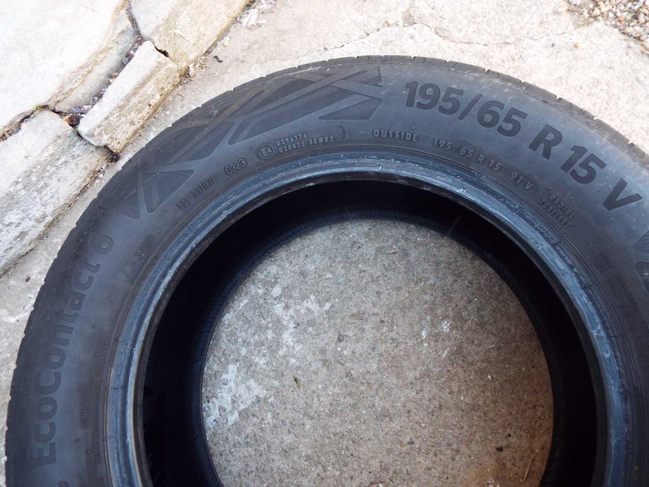 vand 4 anvelope de vara 195/65/15 continental ecocontact 6 aproape noi