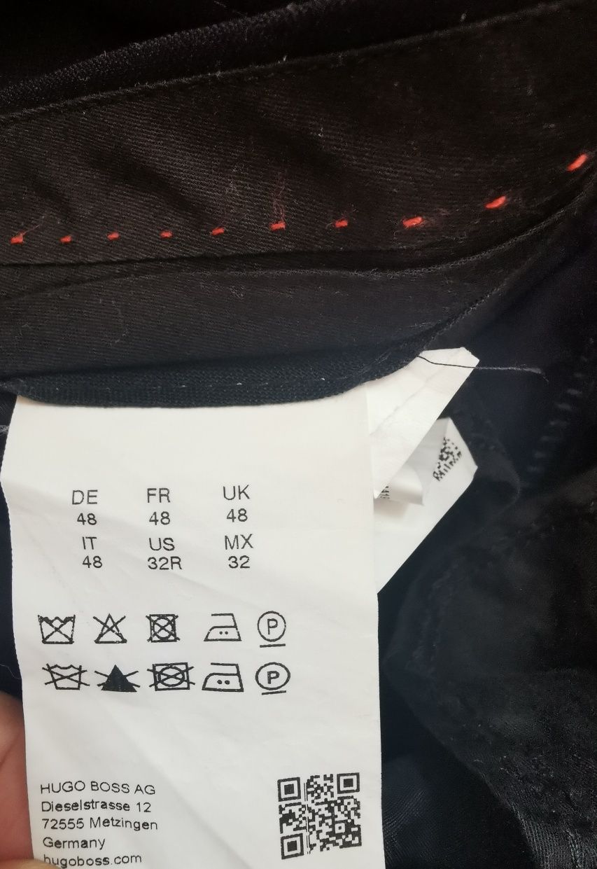 Pantaloni Hugo Boss 100% lână moale