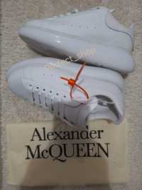 Нов модел Alexander McQueen