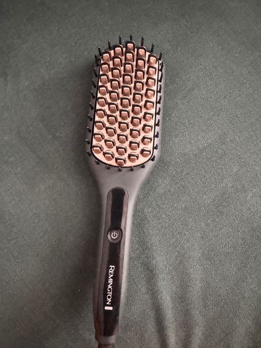 Perie îndreptat părul Remington CB7400