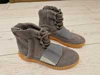 Vând/schimb adidași yeezy boost grey gum 750 originali noi mărimea 40