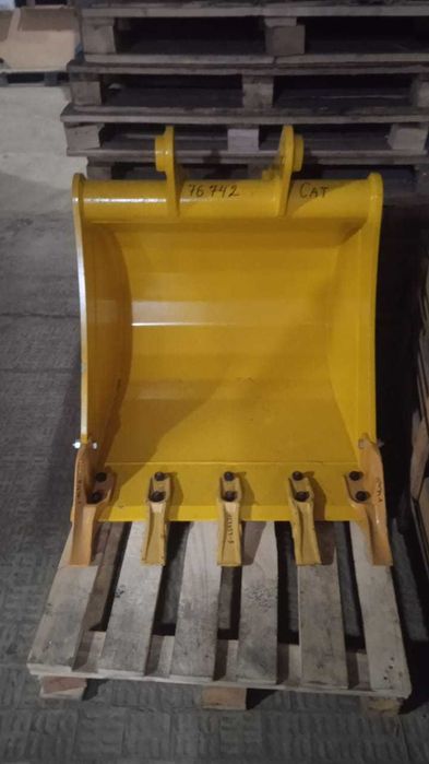 Ковш шириной 800 мм для экскаваторов-погрузчиков Cat 428,432,434.