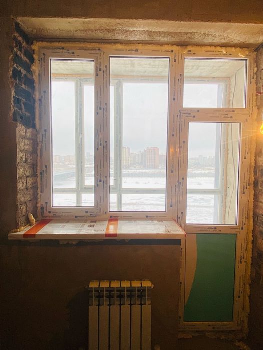 Продам  окно и дверь от балкона