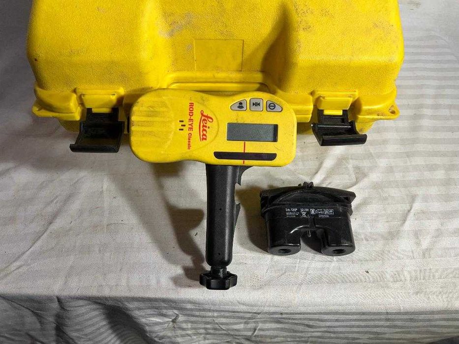 Vand laser rotativ marca Leica model Rugby 55