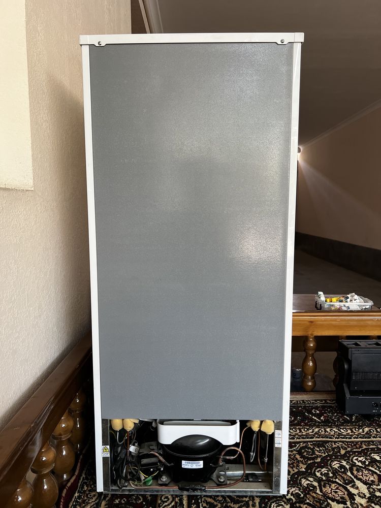 Холодильник Shivaki HS-228 Rh White