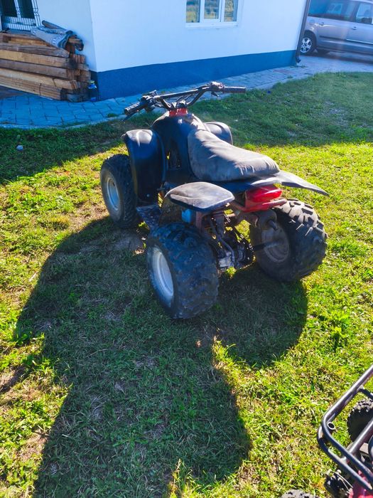 2  ATV-uri mari si mic