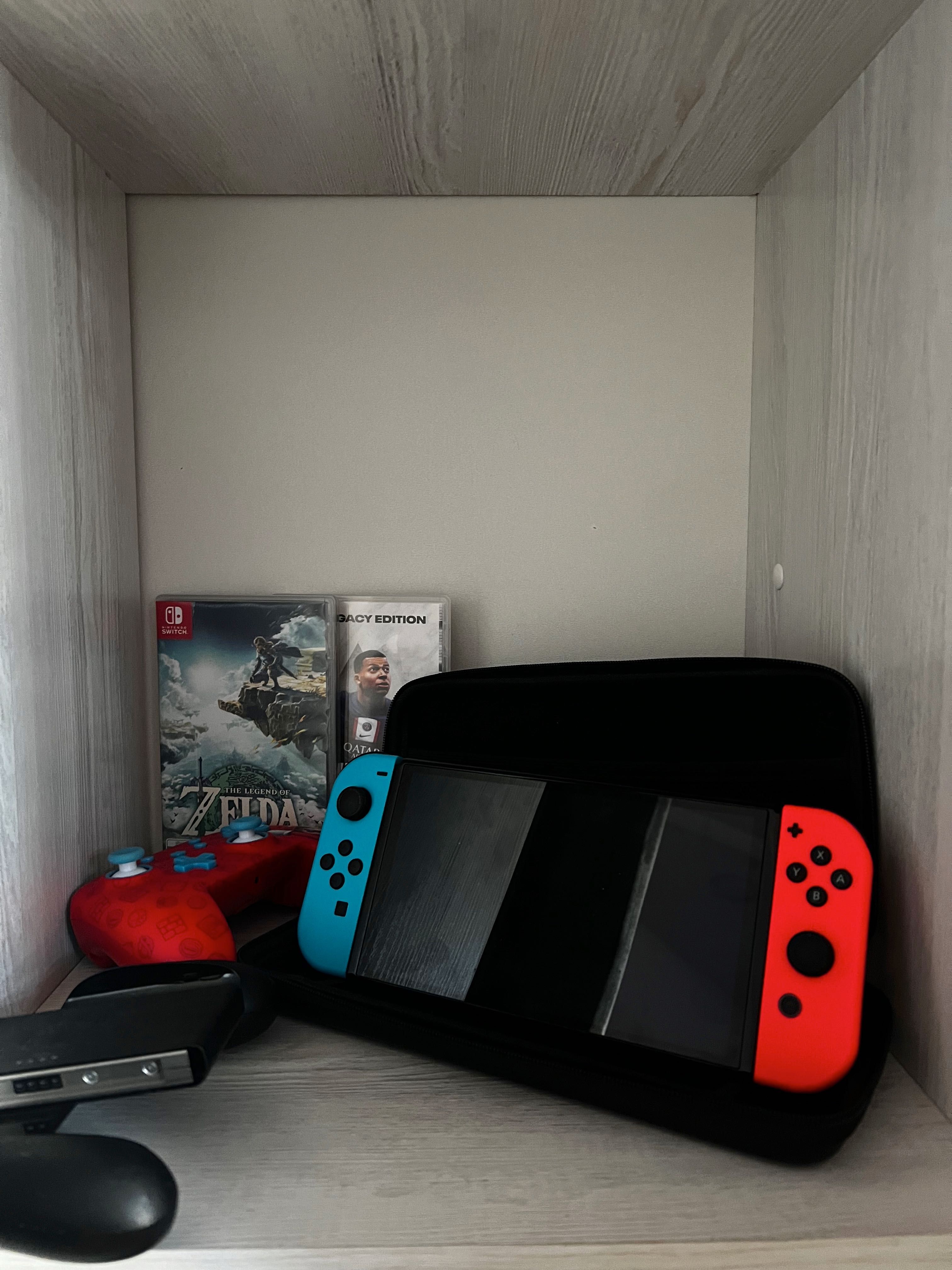 Nintendo Switch Oled / Идеальное состояние