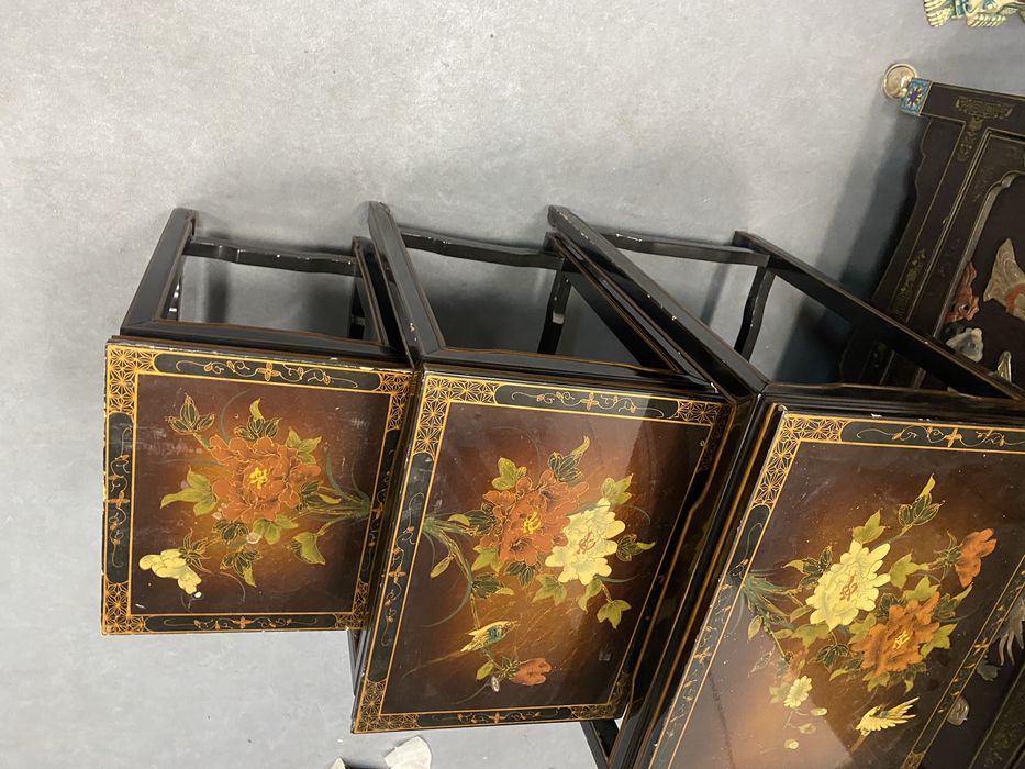 Троен сет японски маси изрисувани ръчно