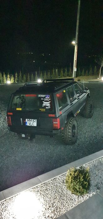 Jeep cherokee 2.5 benzina