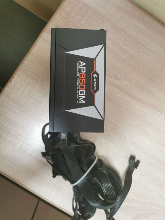 Sursa gigabyte aorus AP850GM 80 PLUS Gold modulara
