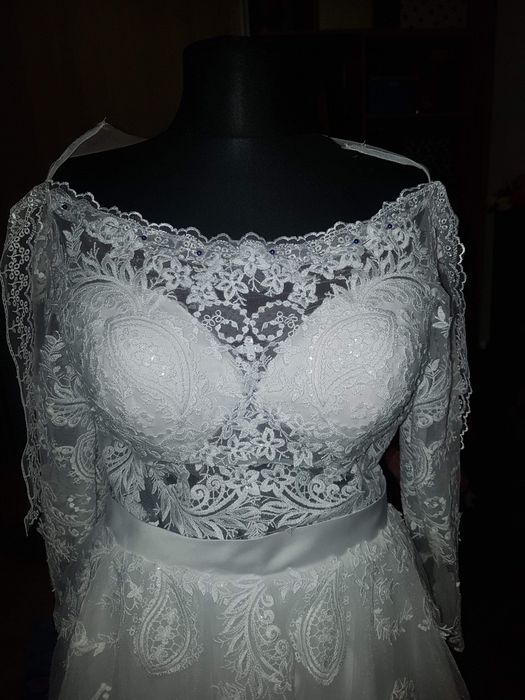 Rochie mireasa, maneca scurta M-38