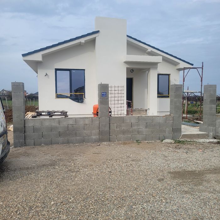 Vând casa Oradea trei dormiare