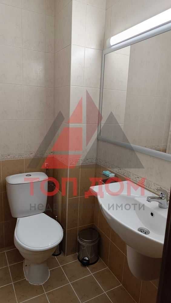 Дава се под наем Тристаен апартамент в Варна, ХЕИ - 125 кв.м за 700 € - Снимка #11
