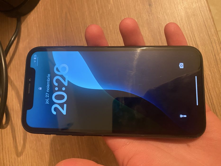 Vând iphone XR, 64gb