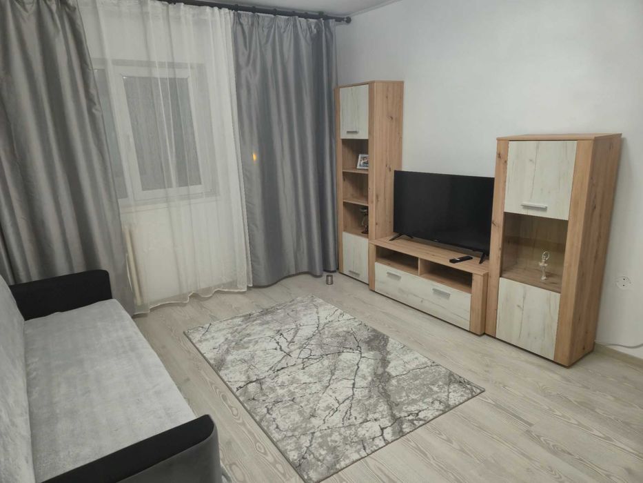 Apartament 2 camere de inchiriat termen lung. Tomis Nord Rovere