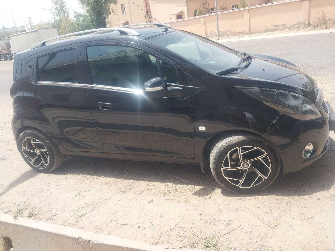 Spark sotiladi srochna