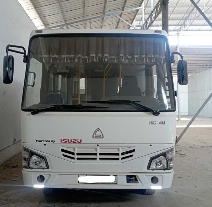 ISUZU SAZ HC 40 Avtobus