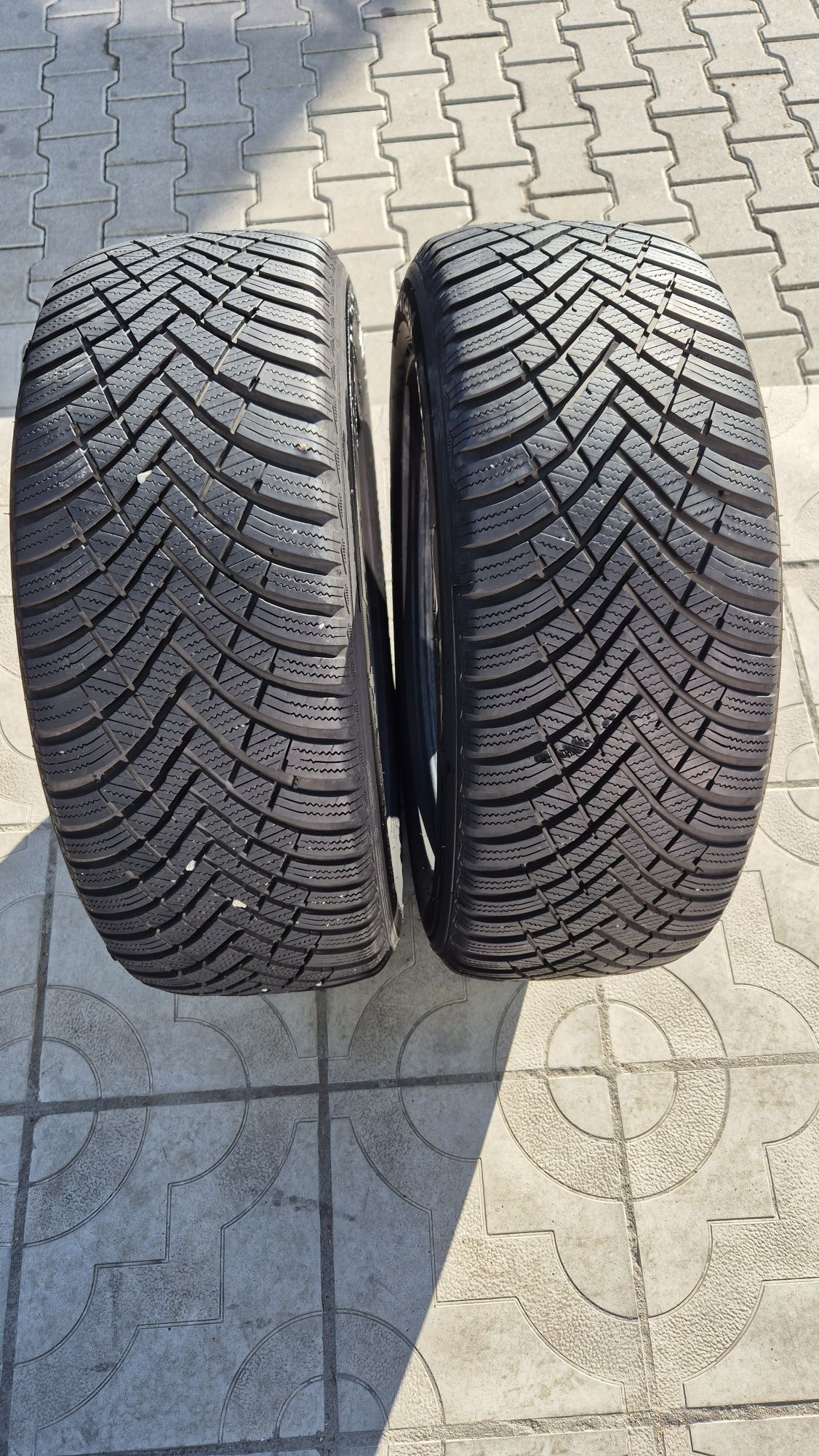 2бр зимни гуми 225/55/16 99H HANKOOK /22г