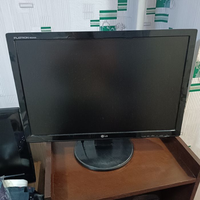 Продается монитор