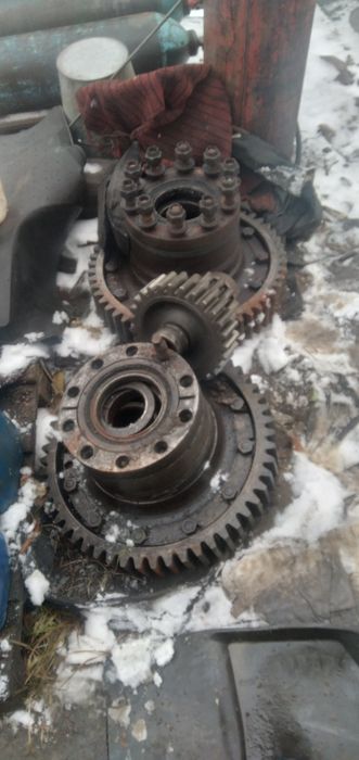Продам ступицу Т130