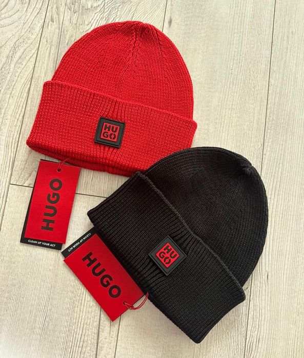 Памучни плетени шапки.