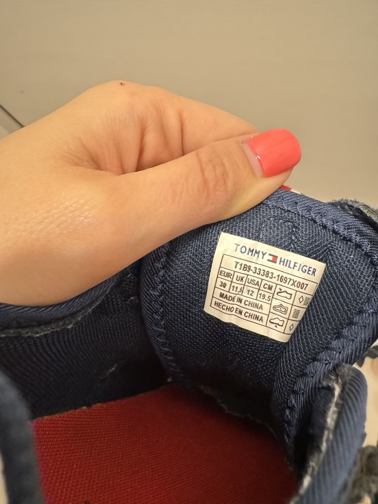 Teniși / adidasi Tommy Hilfiger măsura 30