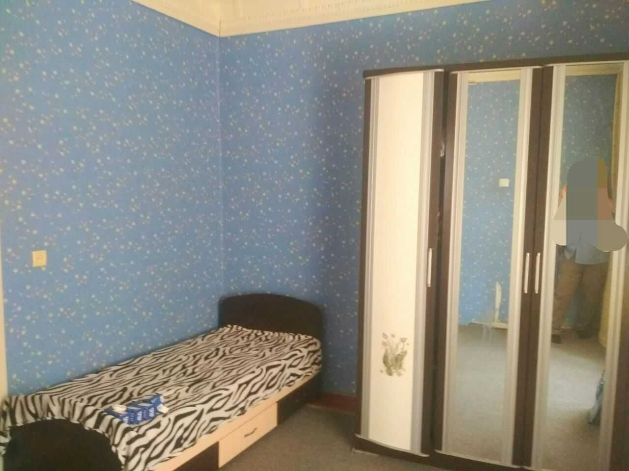 Файзли Ховли сотилади  5 сотик 3 хона + Холл Улугбек пос. Сув буйи