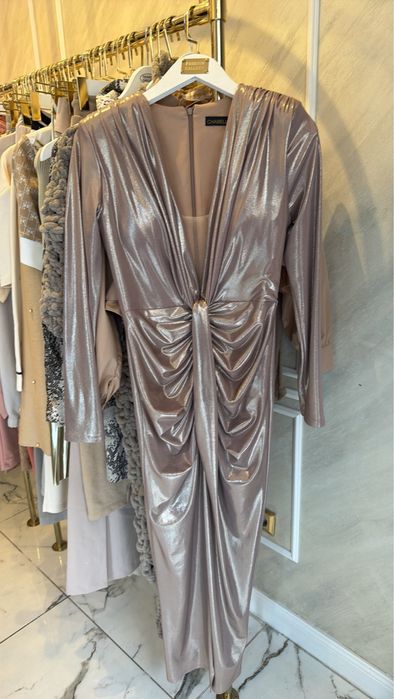 Официални рокли празнични