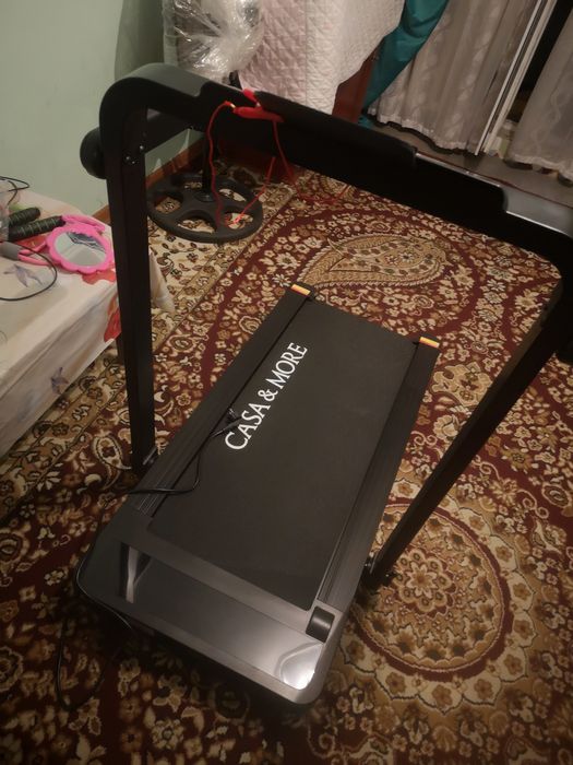 Срочно продам беговую дорожку